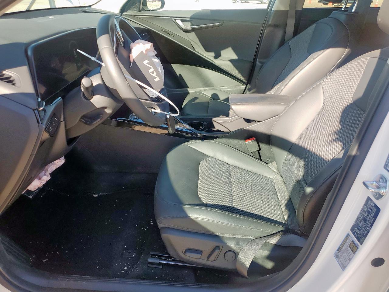 2024 Kia Niro Wind VIN: KNDCR3L13R5120593 Lot: 92131845