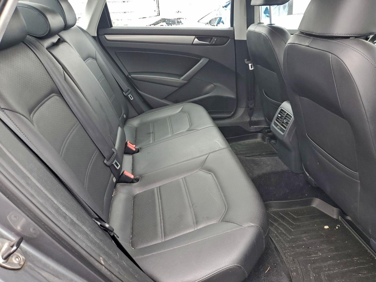 2014 Volkswagen Passat Se VIN: 1VWBN7A3XEC057045 Lot: 94336765