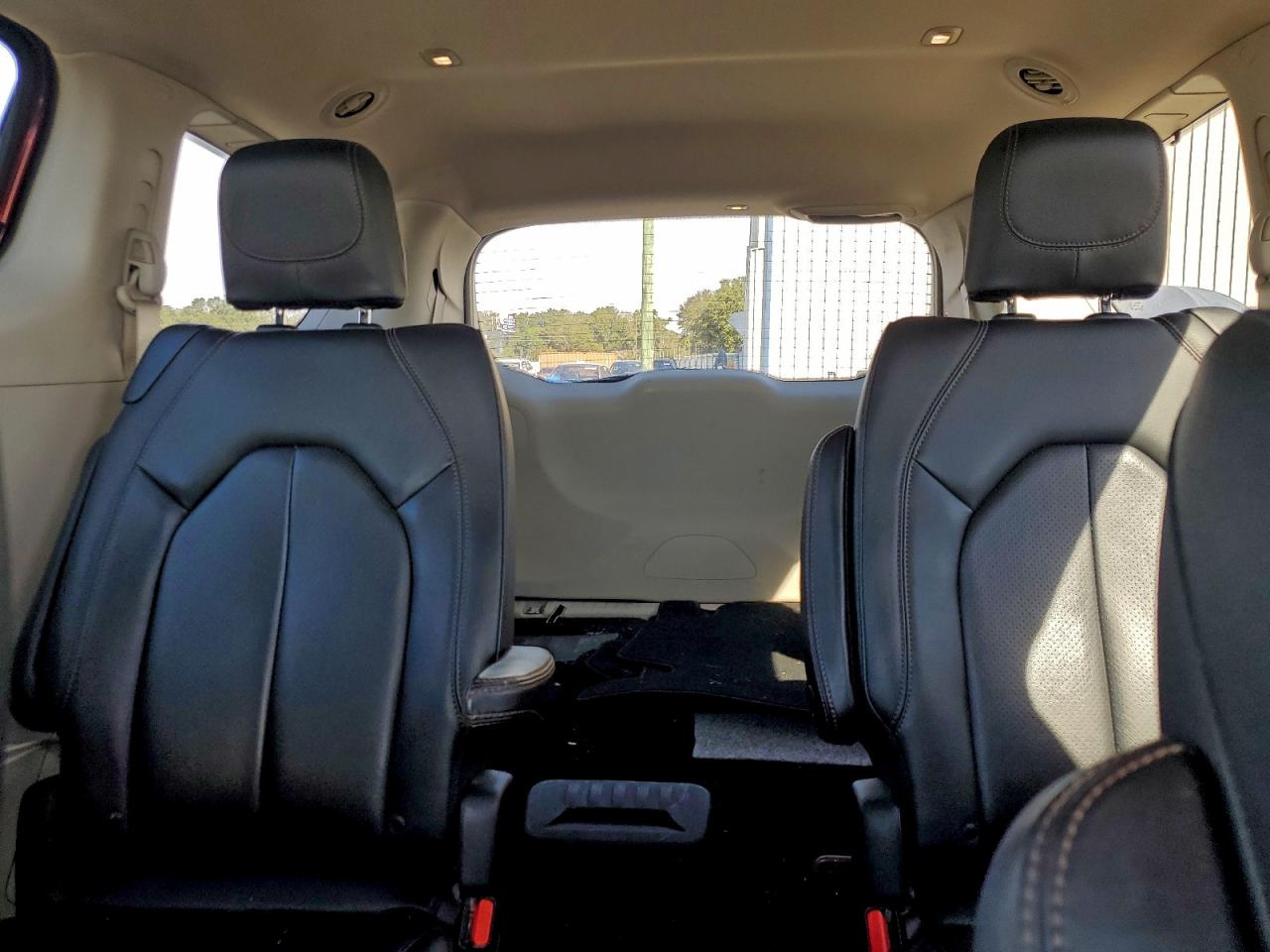 2019 Chrysler Pacifica Touring L VIN: 2C4RC1BG6KR549824 Lot: 93234275