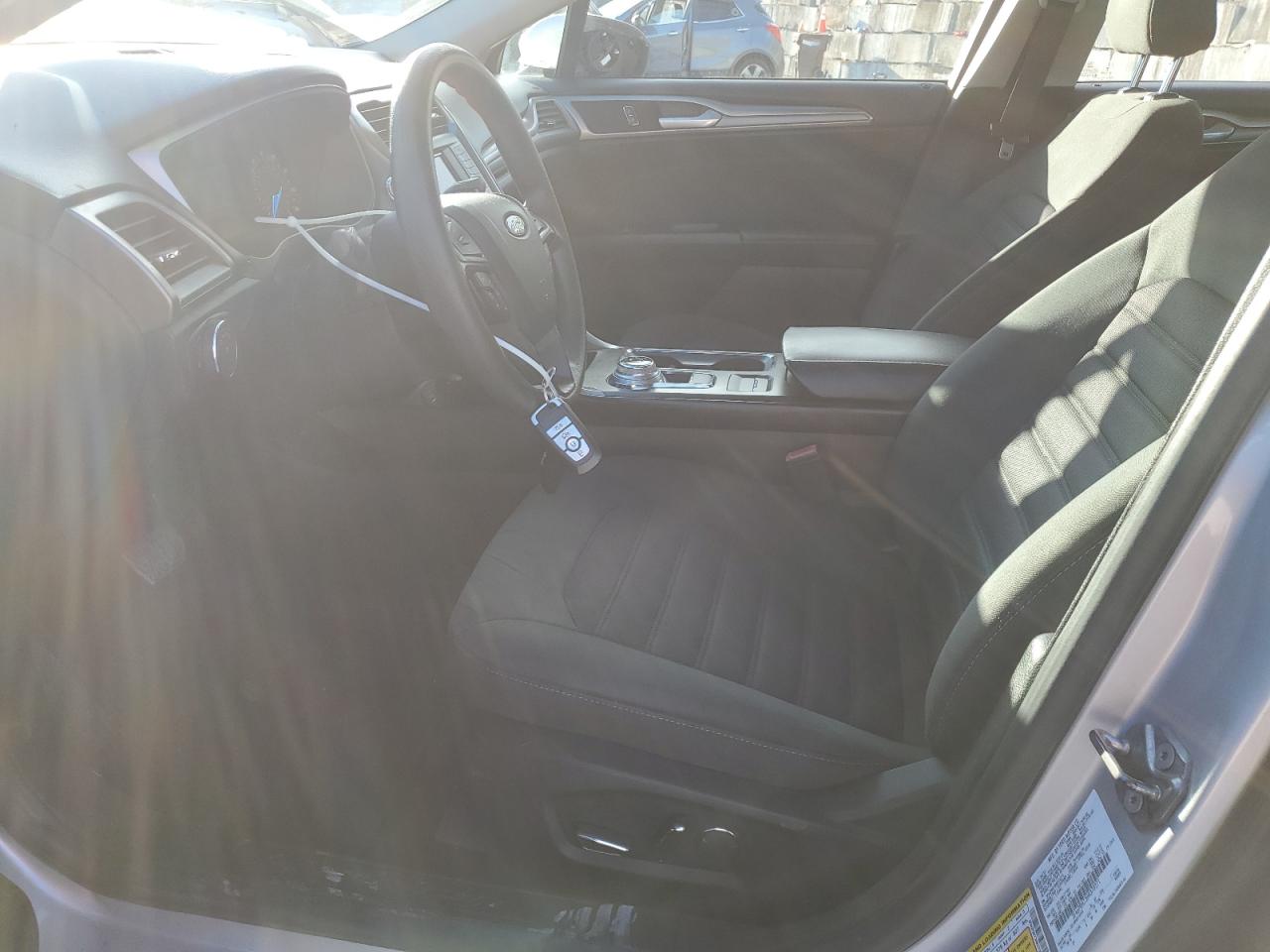 2017 Ford Fusion Se VIN: 3FA6P0H73HR370271 Lot: 90605595