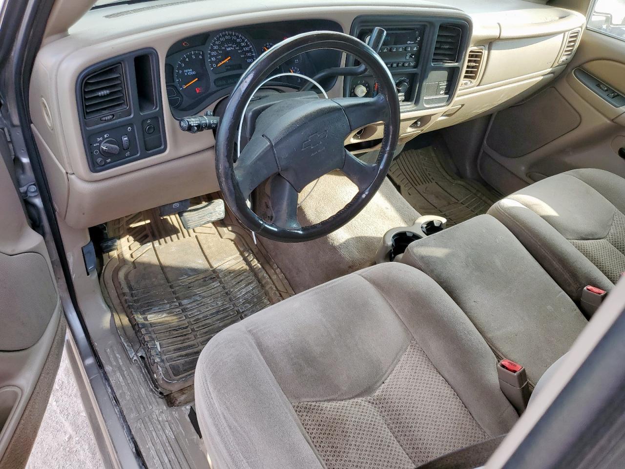 2003 Chevrolet Silverado C1500 VIN: 2GCEC19T031181870 Lot: 93446075