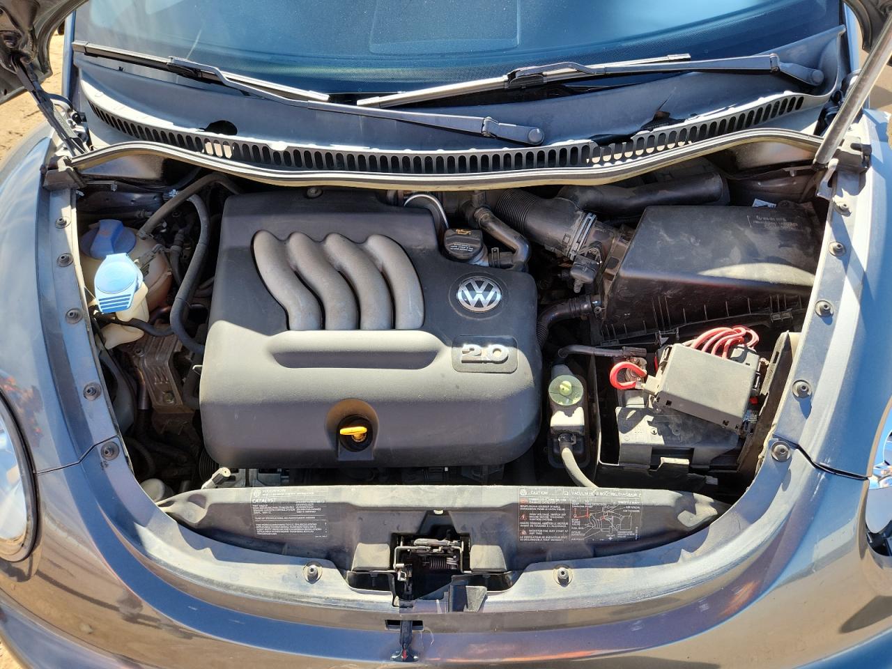 2004 Volkswagen New Beetle Gl VIN: 3VWBK31C24M404740 Lot: 92530925