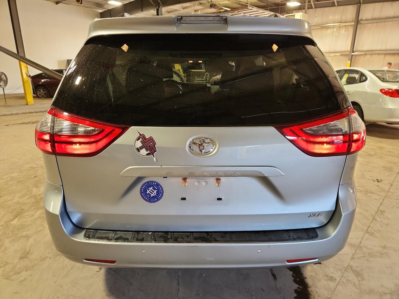 2020 Toyota Sienna Xle VIN: 5TDYZ3DC8LS037152 Lot: 91080235