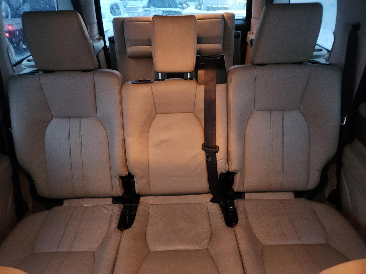 2011 Land Rover Lr4 Hse VIN: SALAG2D42BA587560 Lot: 92110965