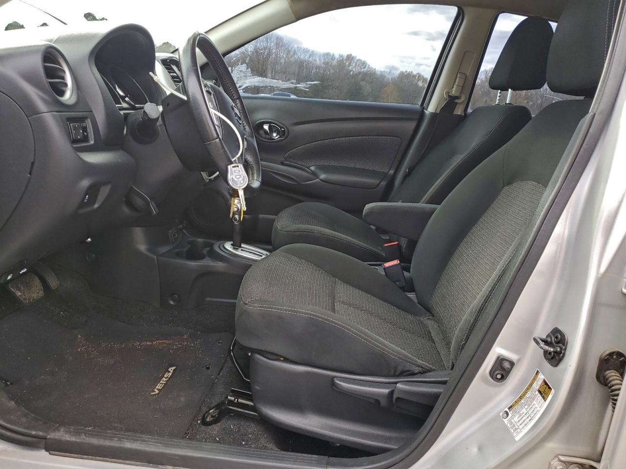 2017 Nissan Versa S VIN: 3N1CN7AP8HL851760 Lot: 94185045