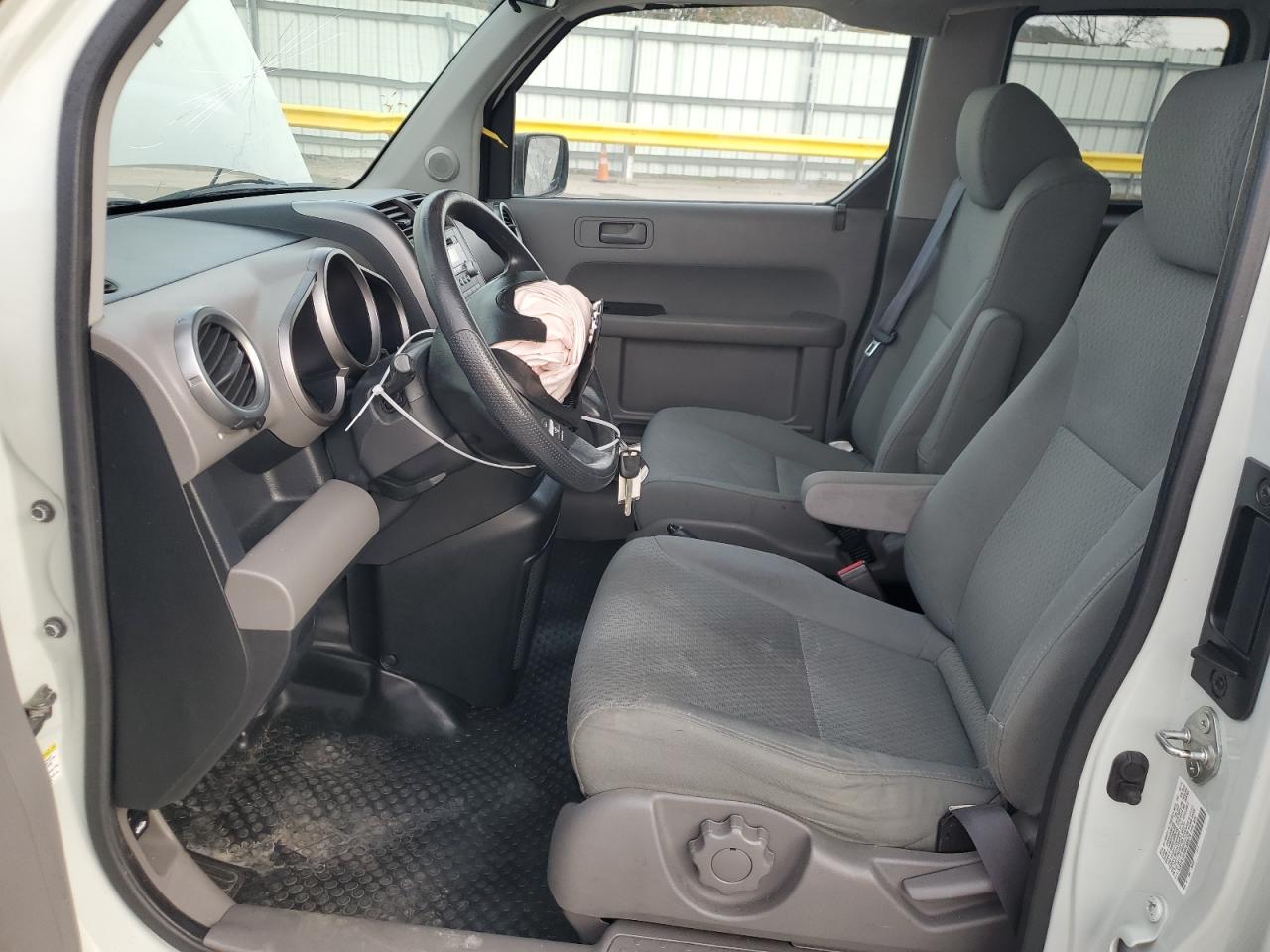 2011 Honda Element Ex VIN: 5J6YH1H76BL000079 Lot: 92724475