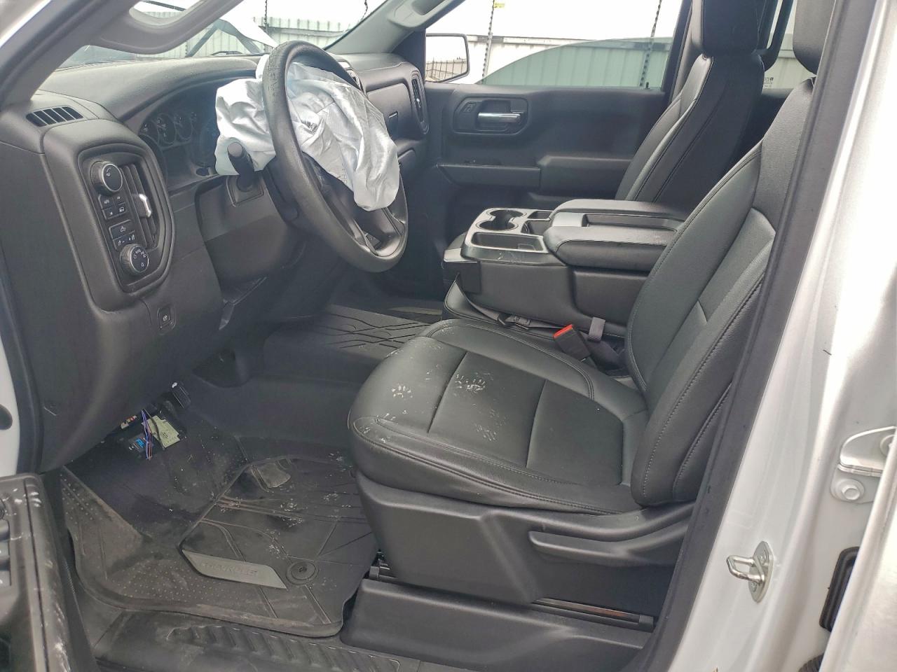 2021 Chevrolet Silverado K1500 VIN: 1GCRYAEH1MZ216865 Lot: 93345815