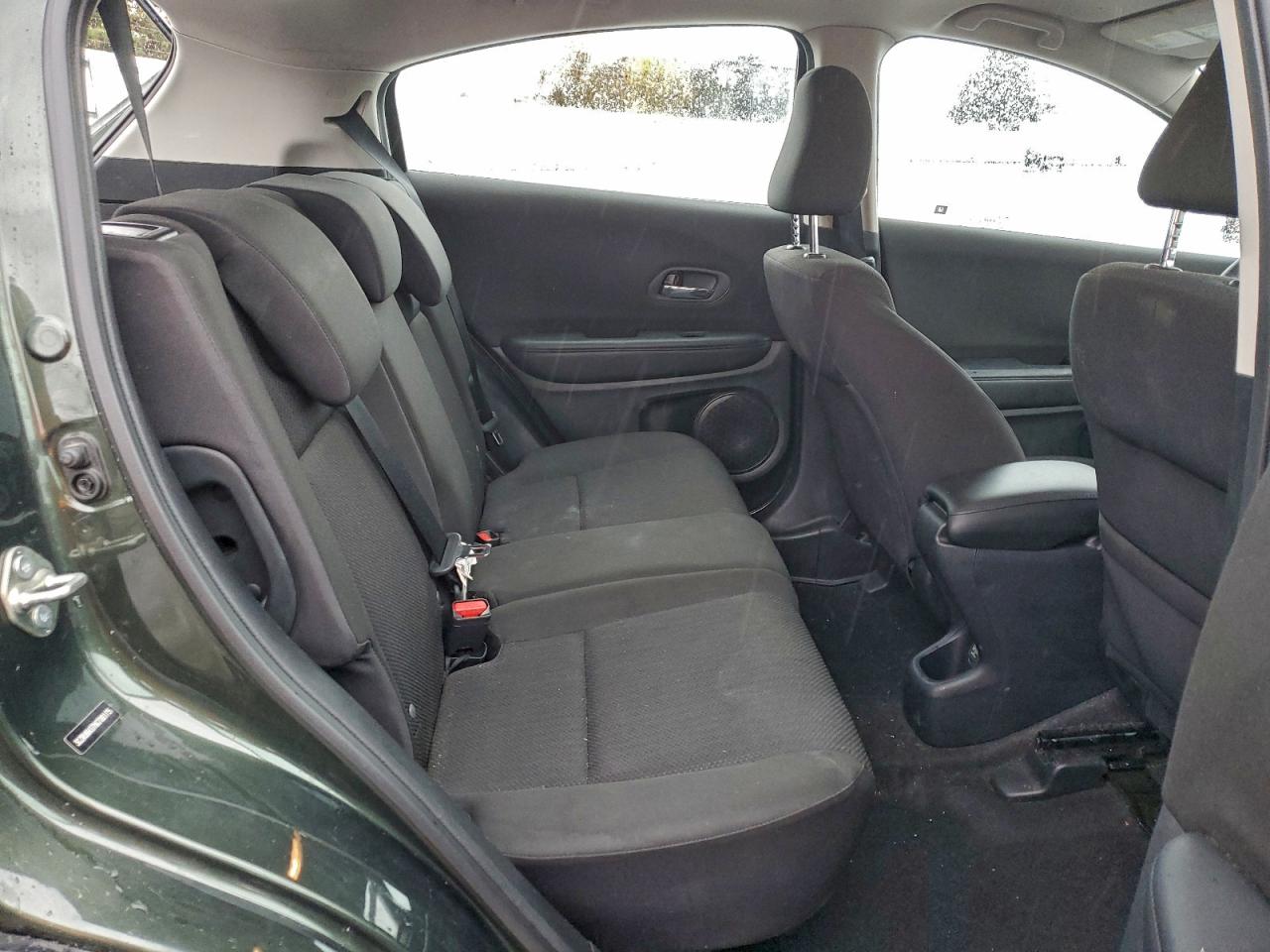 2017 Honda Hr-V Lx VIN: 3CZRU6H37HG700175 Lot: 94125335