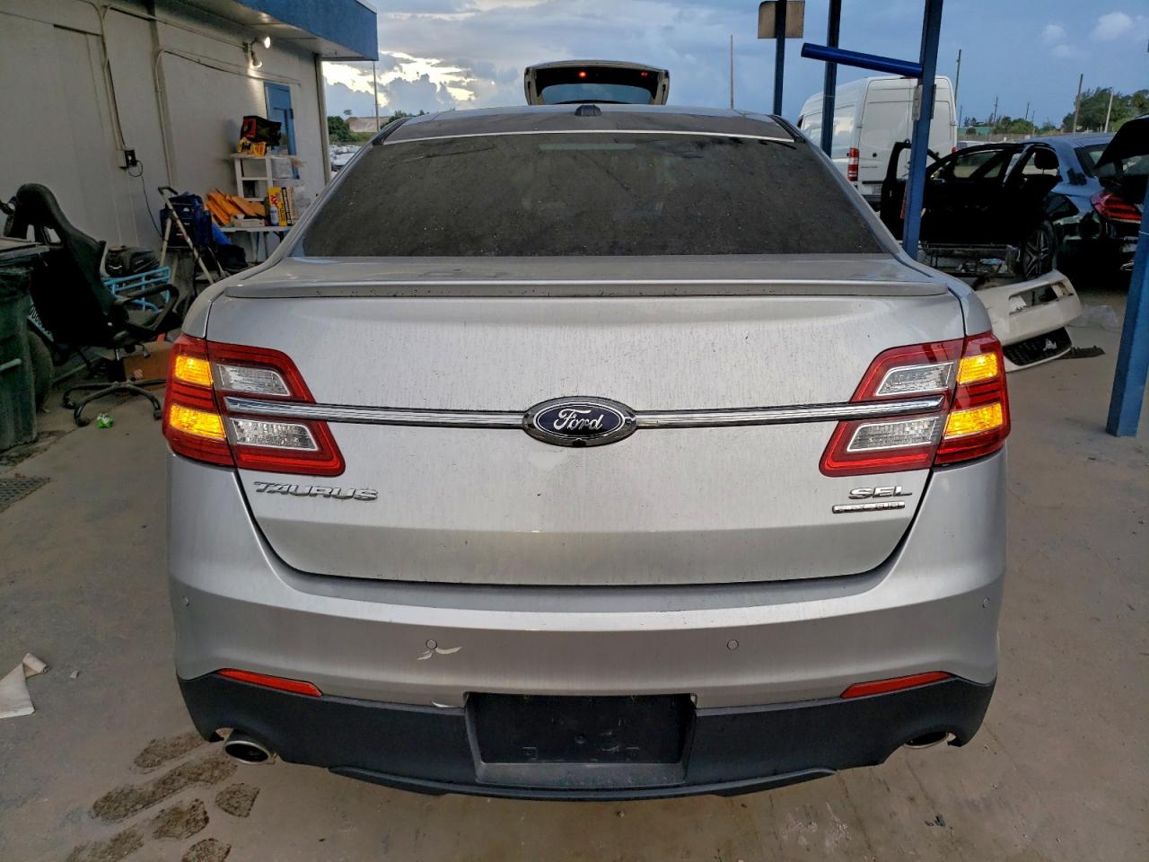 2016 Ford Taurus Sel VIN: 1FAHP2E83GG146408 Lot: 94740605