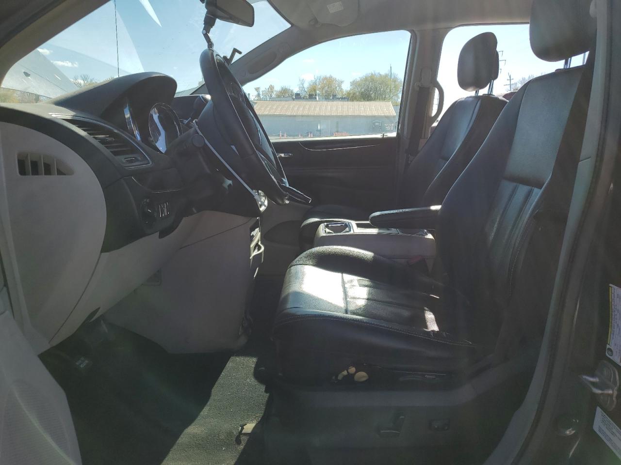 2013 Chrysler Town & Country Touring VIN: 2C4RC1BG4DR682777 Lot: 91995555