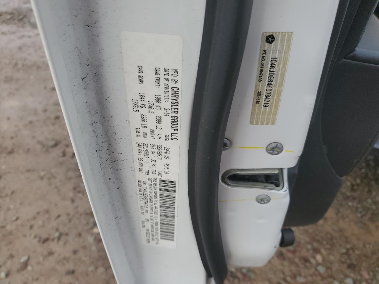 2014 Jeep Compass Latitude VIN: 1C4NJDEB4ED784719 Lot: 92864635