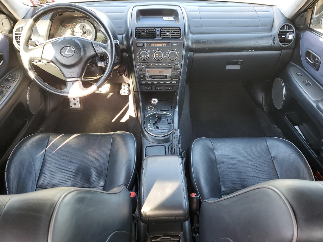 2002 Lexus Is 300 VIN: JTHBD192120057302 Lot: 92135265