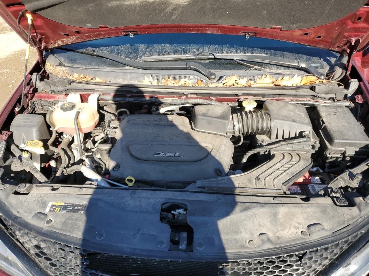 2018 Chrysler Pacifica Touring Plus VIN: 2C4RC1FG1JR305975 Lot: 91739055