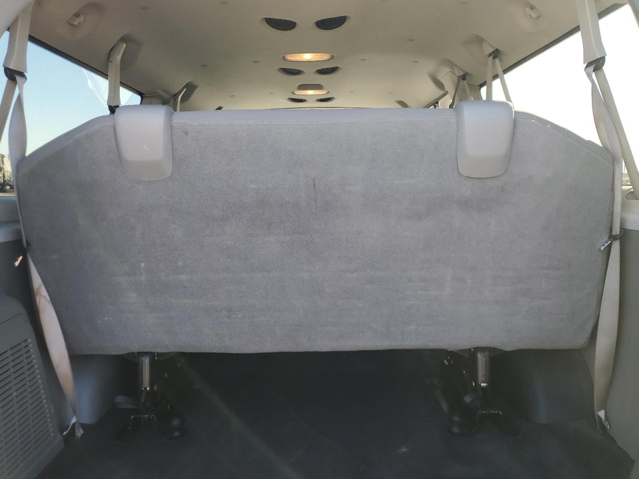 2012 Ford Econoline E350 Super Duty Wagon VIN: 1FBNE3BL7CDA53232 Lot: 91510015