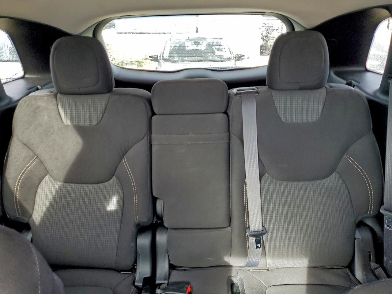 2016 Jeep Cherokee Latitude VIN: 1C4PJMCS4GW120715 Lot: 93767315