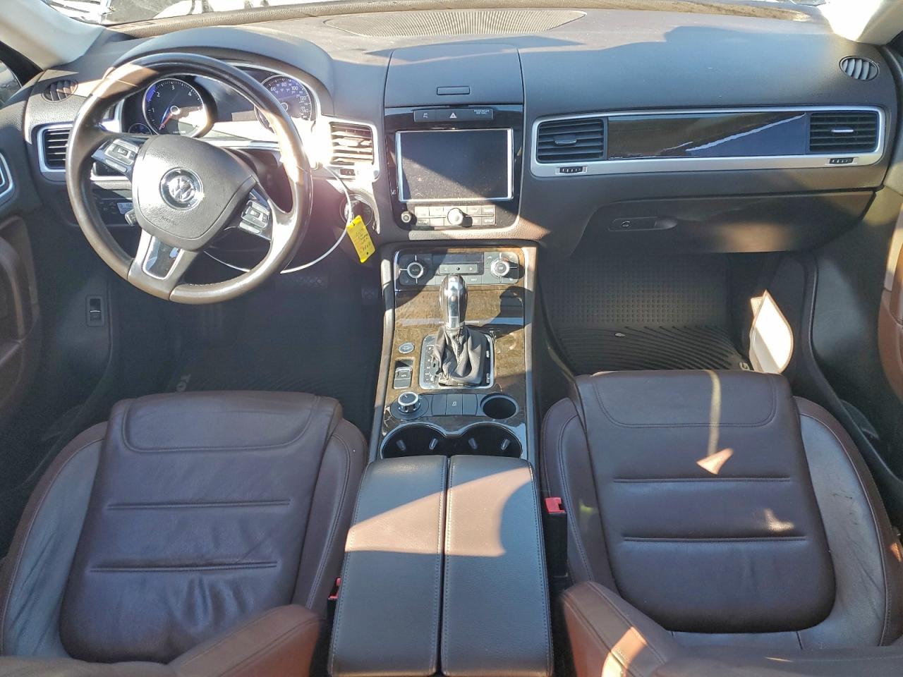 2014 Volkswagen Touareg V6 Tdi VIN: WVGEP9BP4ED004709 Lot: 94182655