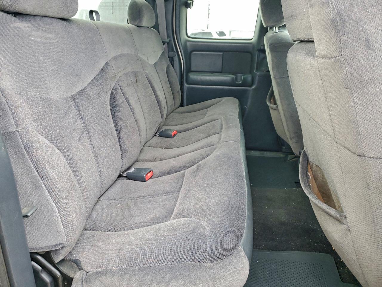 2002 GMC Sierra K2500 Heavy Duty VIN: 1GTHK29172E305909 Lot: 93913325