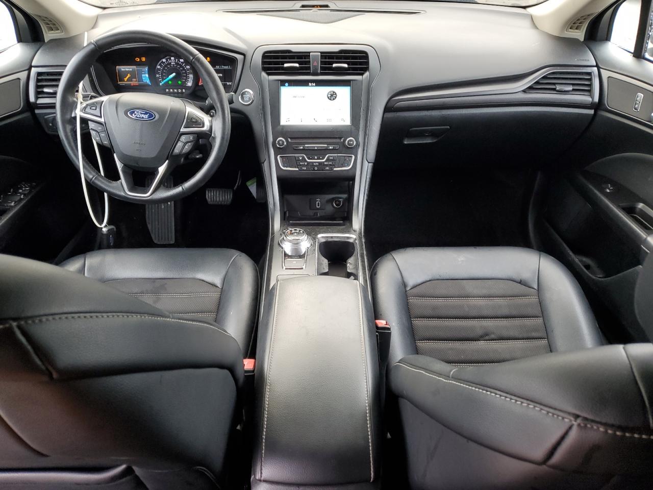 2018 Ford Fusion Se VIN: 3FA6P0HD5JR196165 Lot: 92192595