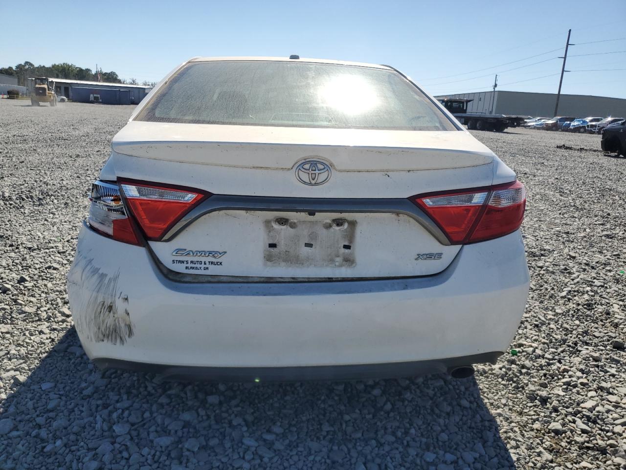 2016 Toyota Camry Le VIN: 4T1BF1FK2GU116708 Lot: 91376025