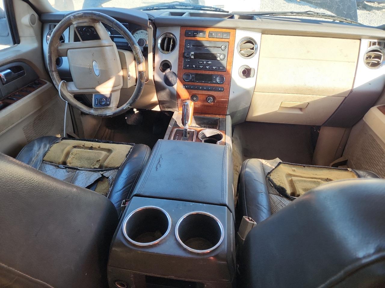 2007 Ford Expedition Eddie Bauer VIN: 1FMFU17507LA52559 Lot: 93095075