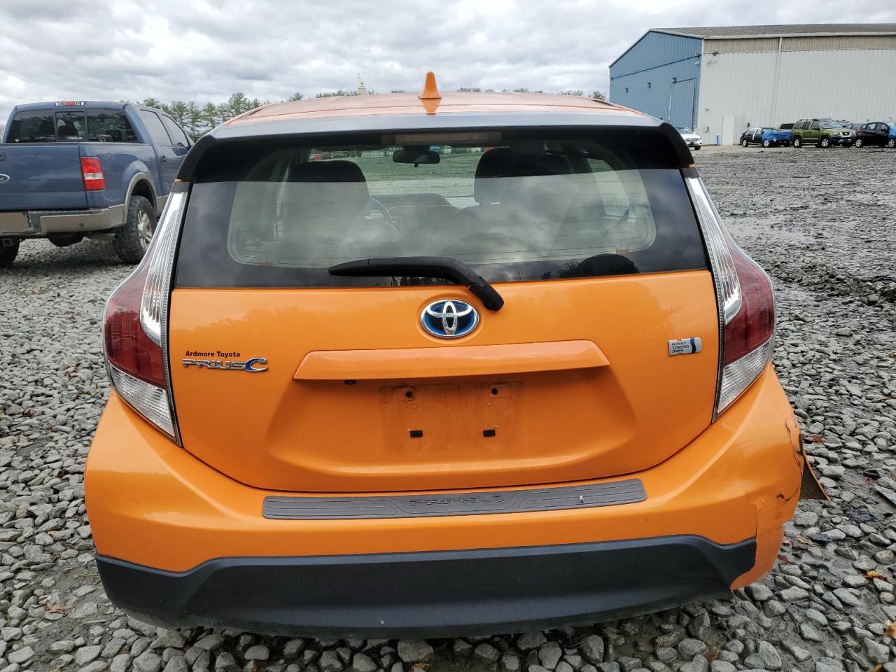 2017 Toyota Prius C VIN: JTDKDTB32H1593839 Lot: 90837785