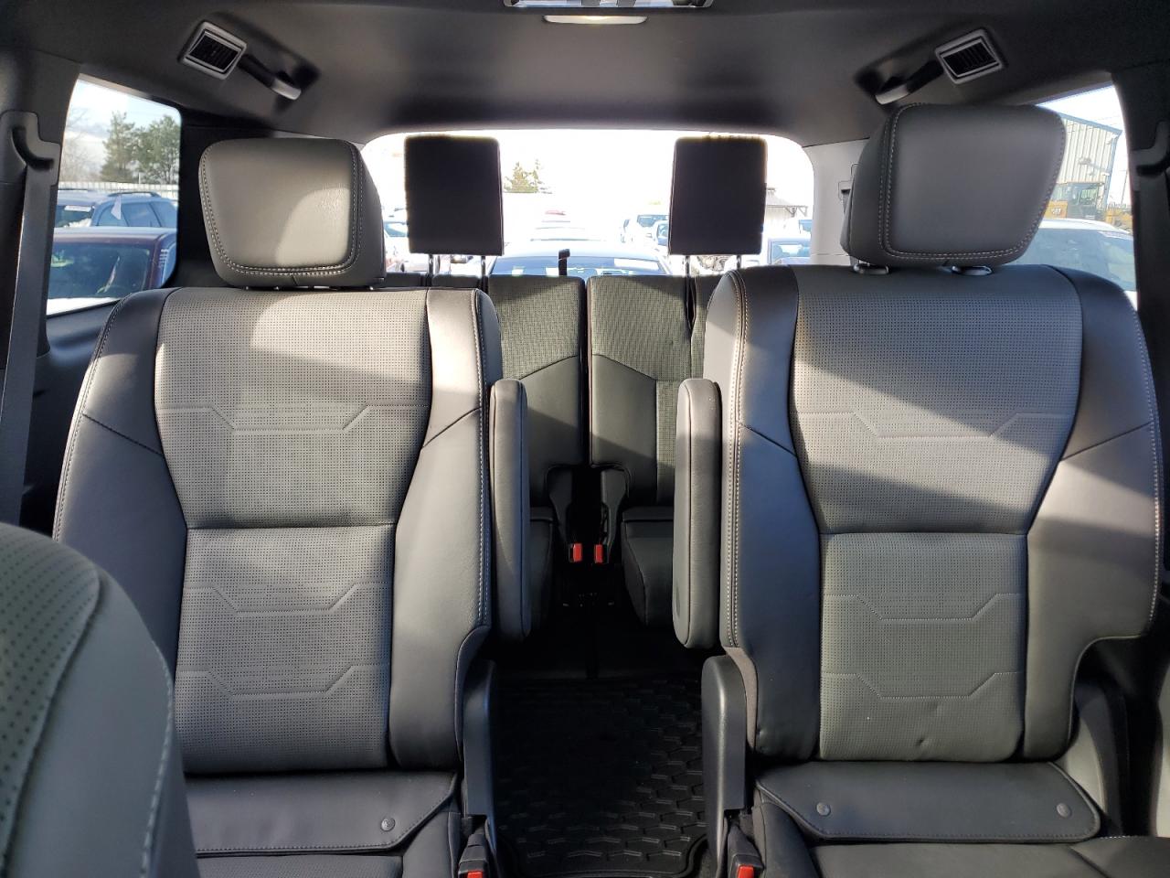 2024 Lexus Gx 550 Luxury VIN: JTJVBCDX5R5018774 Lot: 92089865