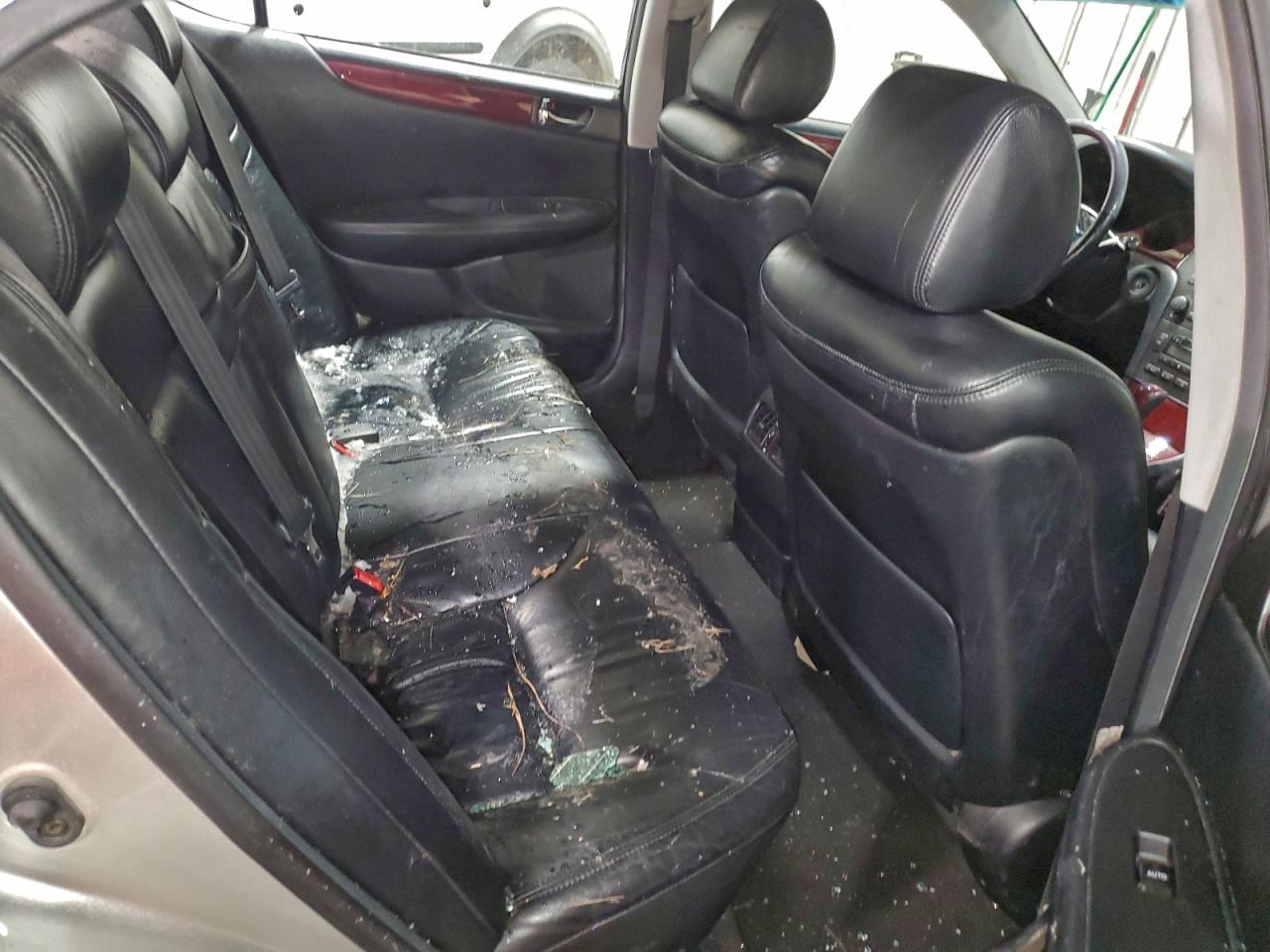 2002 Lexus Es 300 VIN: JTHBF30G920021940 Lot: 94783455