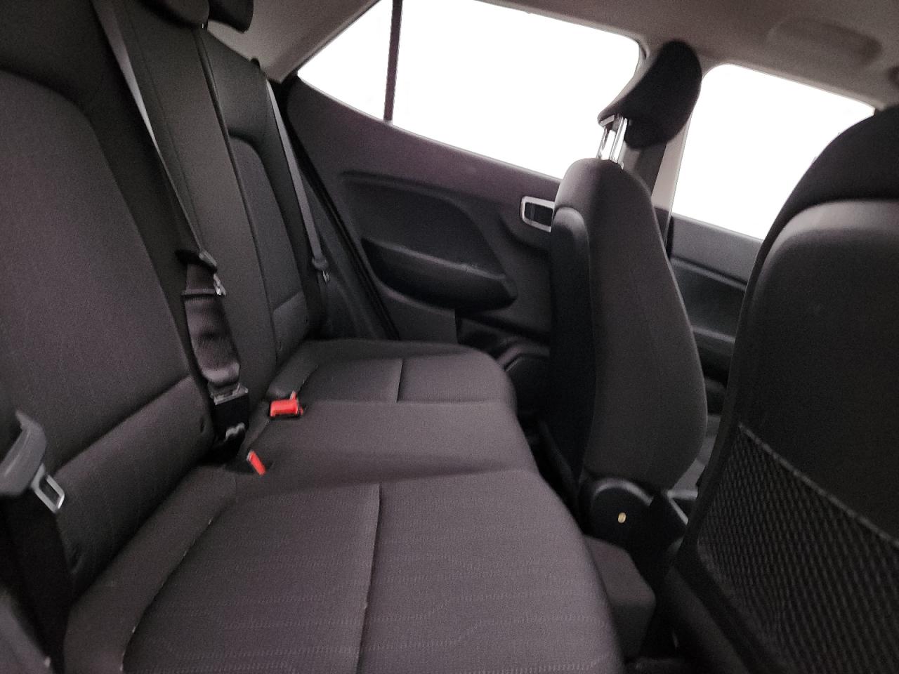 2022 Hyundai Venue Se VIN: KMHRB8A37NU148702 Lot: 91227895