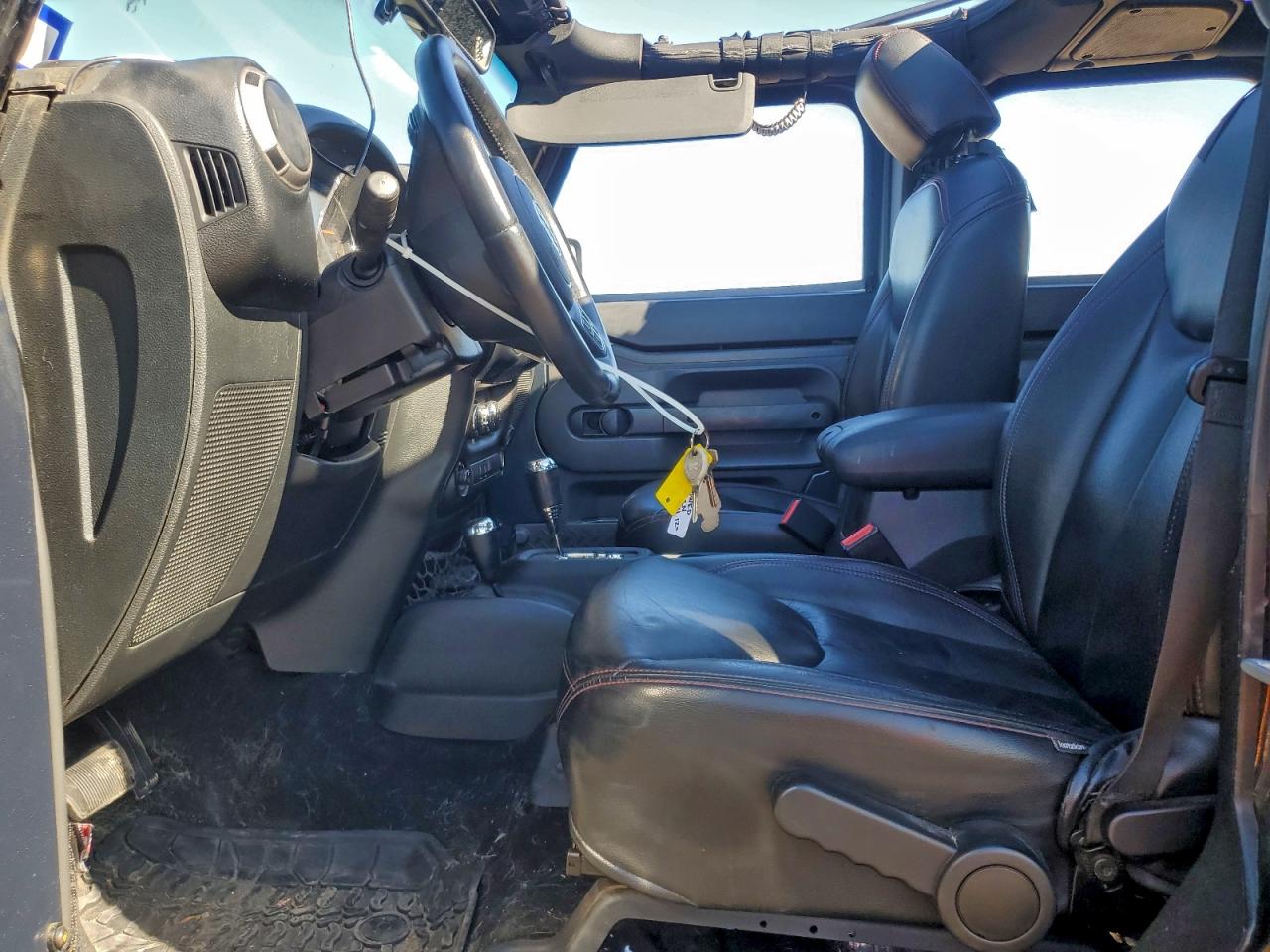 2016 Jeep Wrangler Unlimited Sport VIN: 1C4BJWDG2GL160938 Lot: 94094115