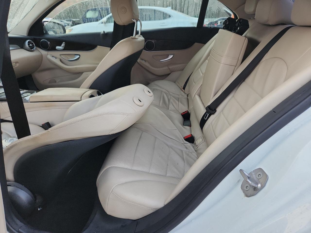 2017 Mercedes-Benz C 300 VIN: 55SWF4JB6HU189930 Lot: 93663825