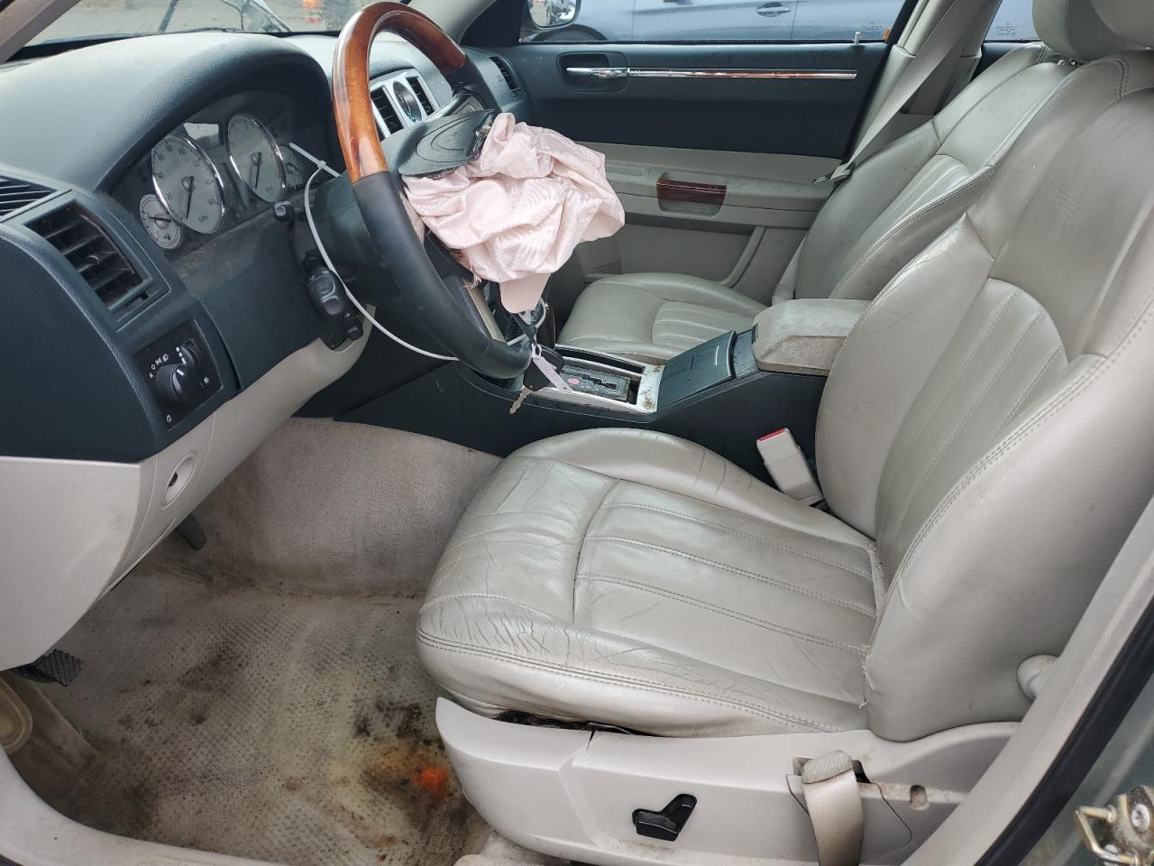 2005 Chrysler 300C VIN: 2C3AA63H65H181294 Lot: 92489365