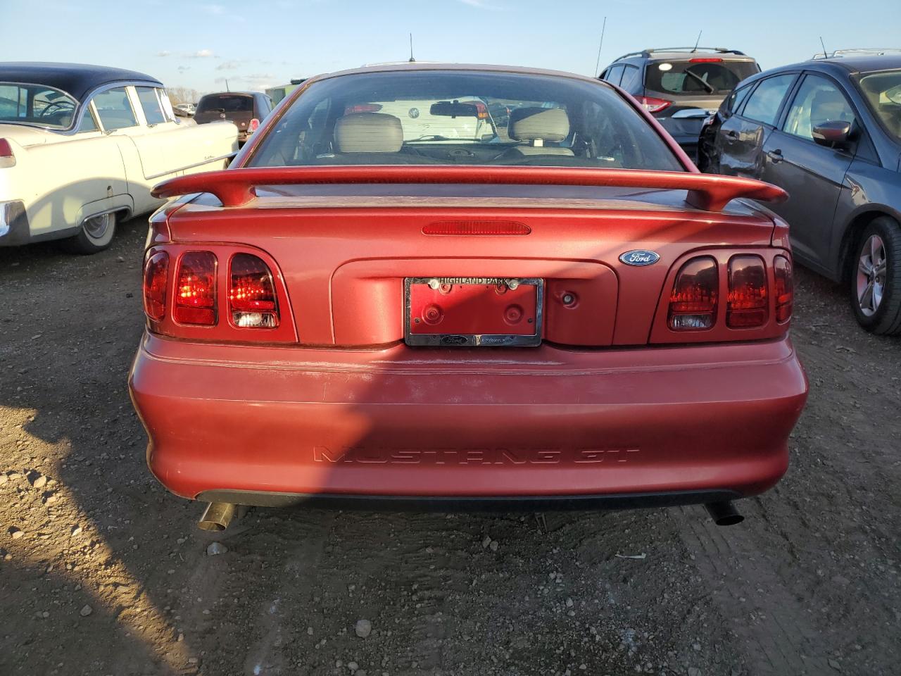 1996 Ford Mustang Gt VIN: 1FALP42X8TF208595 Lot: 91472125