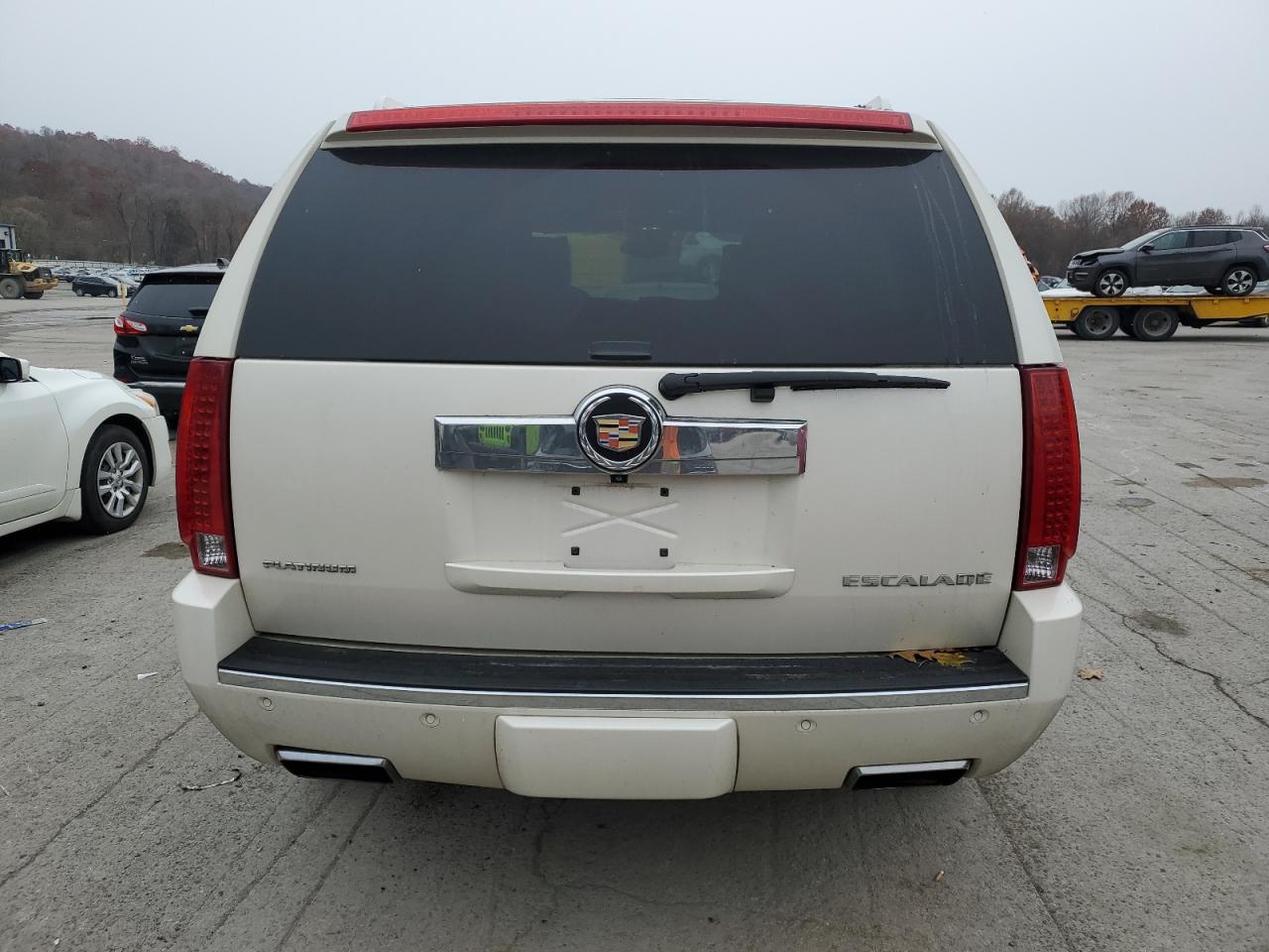 2014 Cadillac Escalade Platinum VIN: 1GYS4DEF1ER111025 Lot: 92426925