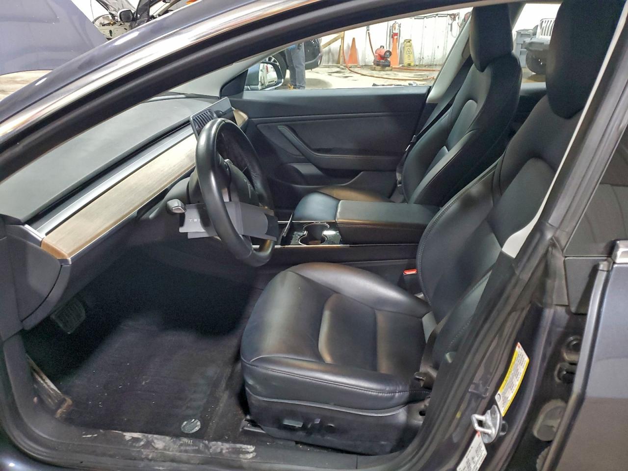 2018 Tesla Model 3 VIN: 5YJ3E1EA8JF110576 Lot: 93467585