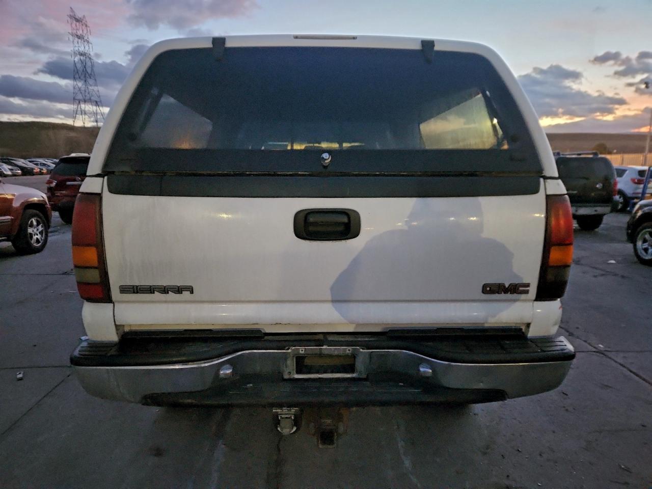 2001 GMC Sierra K2500 Heavy Duty VIN: 1GTHK23U31F109896 Lot: 94123535