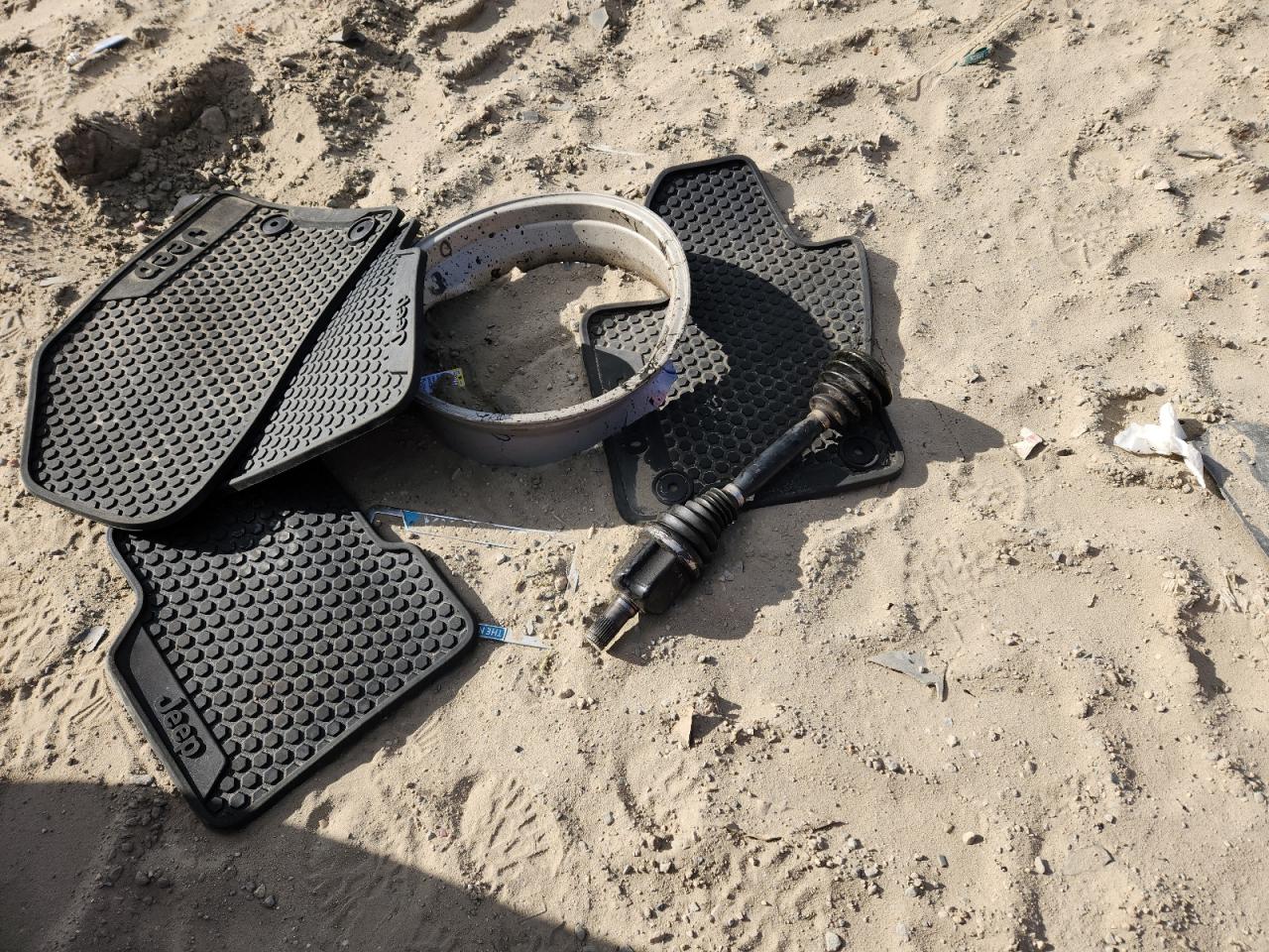 2018 Jeep Compass Latitude VIN: 3C4NJDBB9JT191785 Lot: 92834615