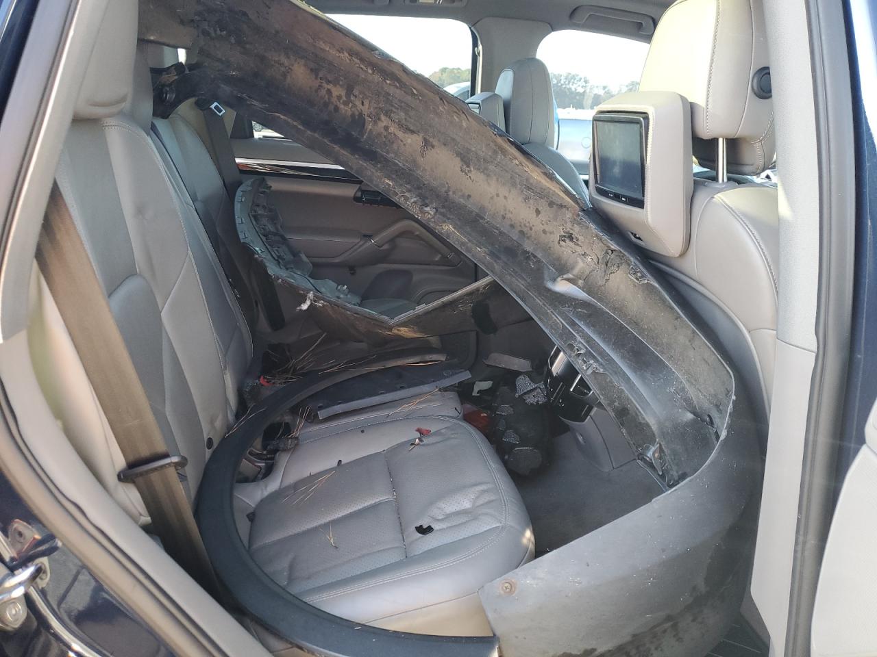 2012 Porsche Cayenne VIN: WP1AA2A23CLA04770 Lot: 92528415