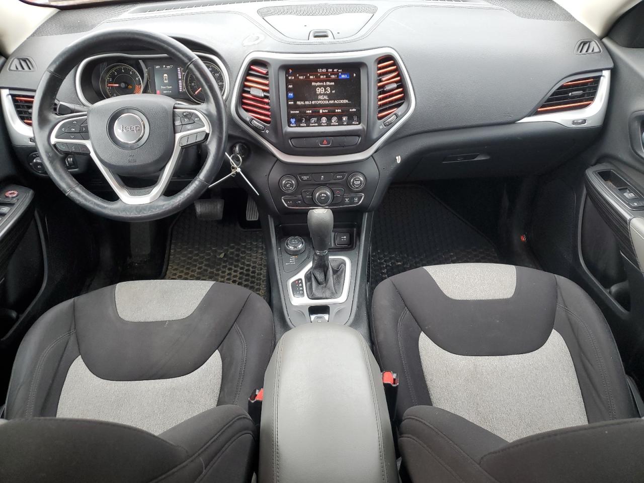 2014 Jeep Cherokee Latitude VIN: 1C4PJMCS8EW141452 Lot: 93832495