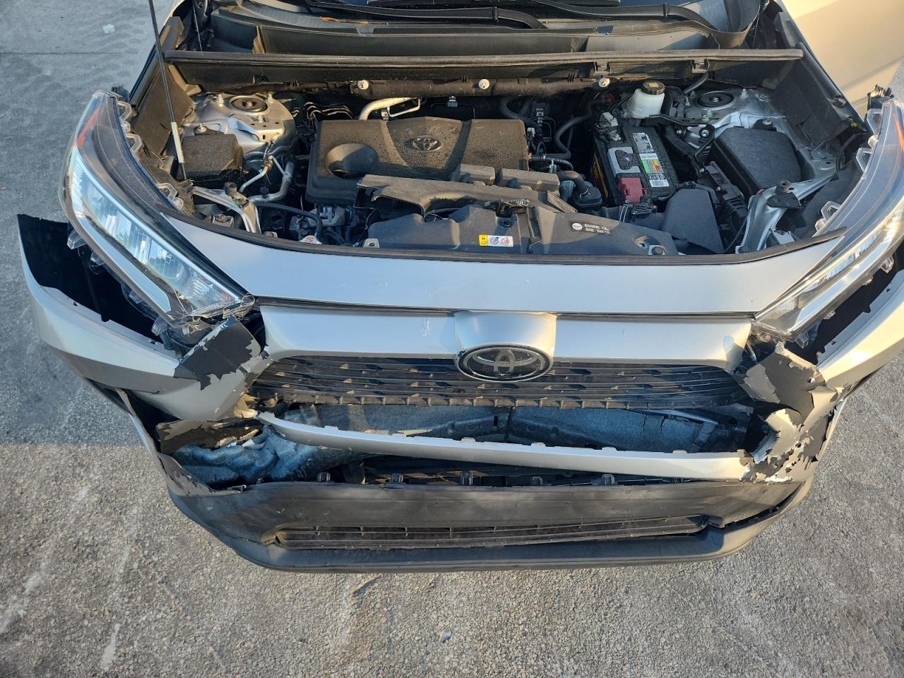 2021 Toyota Rav4 Xle VIN: 2T3W1RFV7MC087638 Lot: 90712105