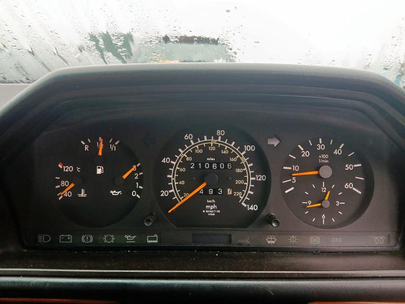 1992 MERCEDES-BENZ E CLASS 300 TD 5DR AUTO