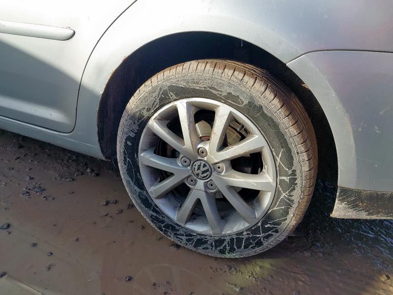 2010 VOLKSWAGEN TOURAN 1.9 TDI MATCH 5DR