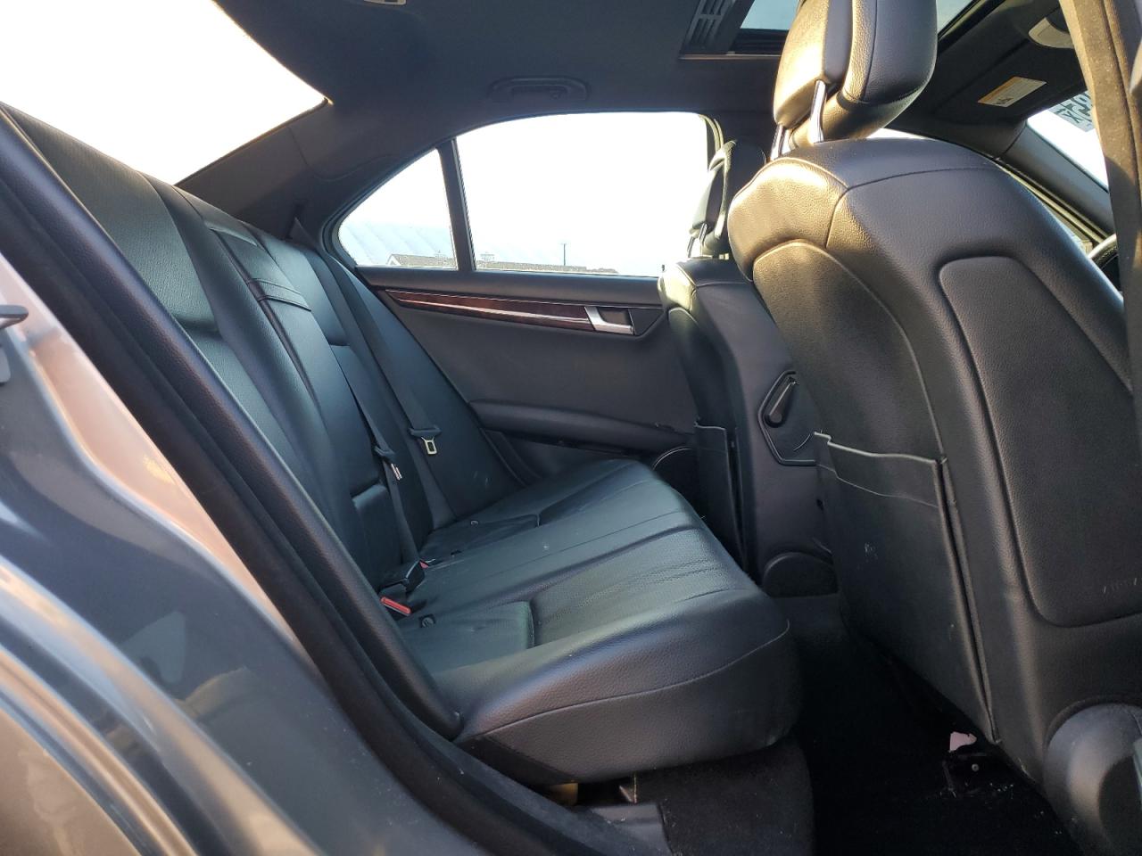 2012 Mercedes-Benz C 300 4Matic VIN: WDDGF8BB2CR196068 Lot: 92934885