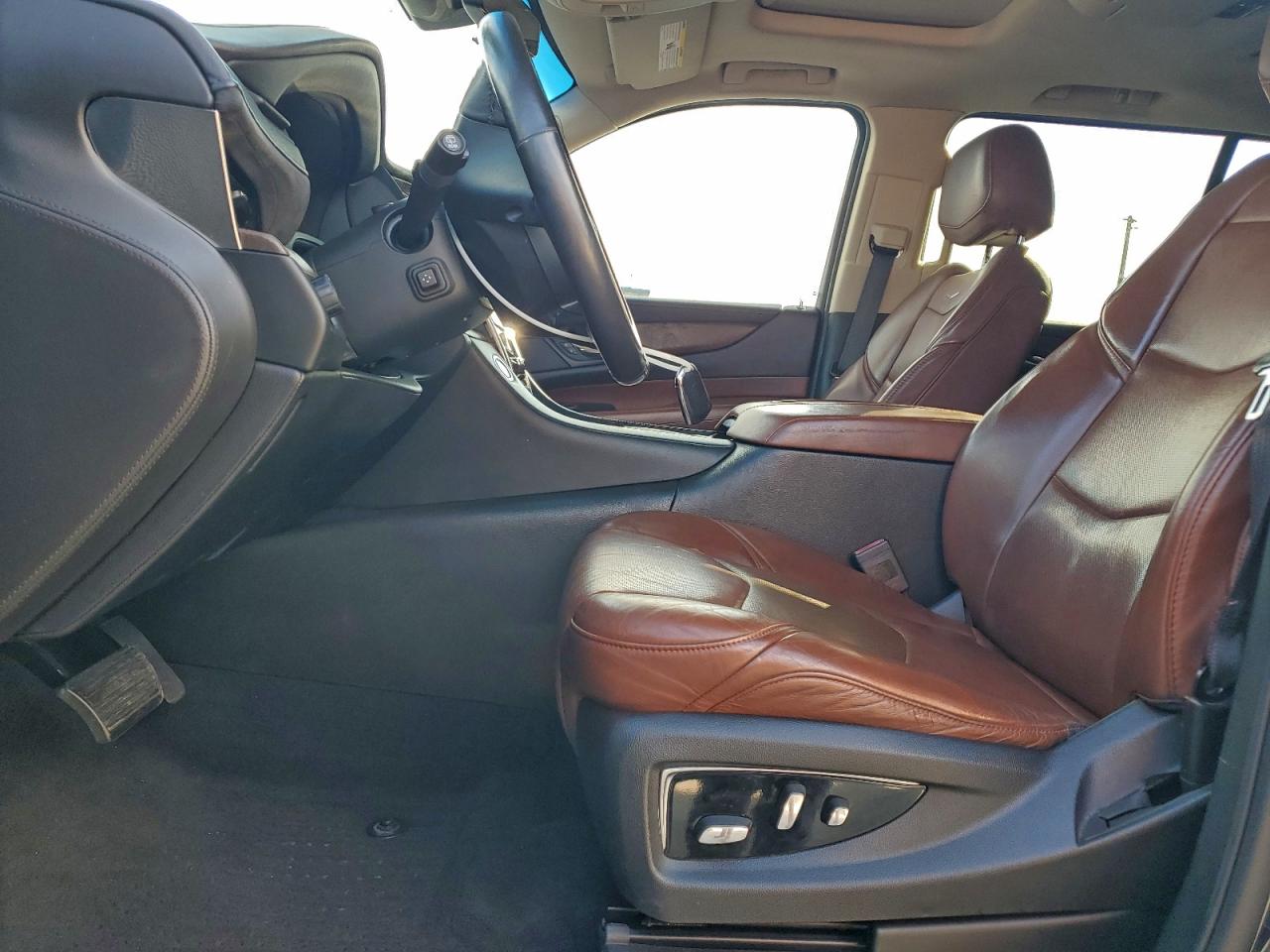 2018 Cadillac Escalade Esv Premium Luxury VIN: 1GYS3JKJXJR194006 Lot: 94444545