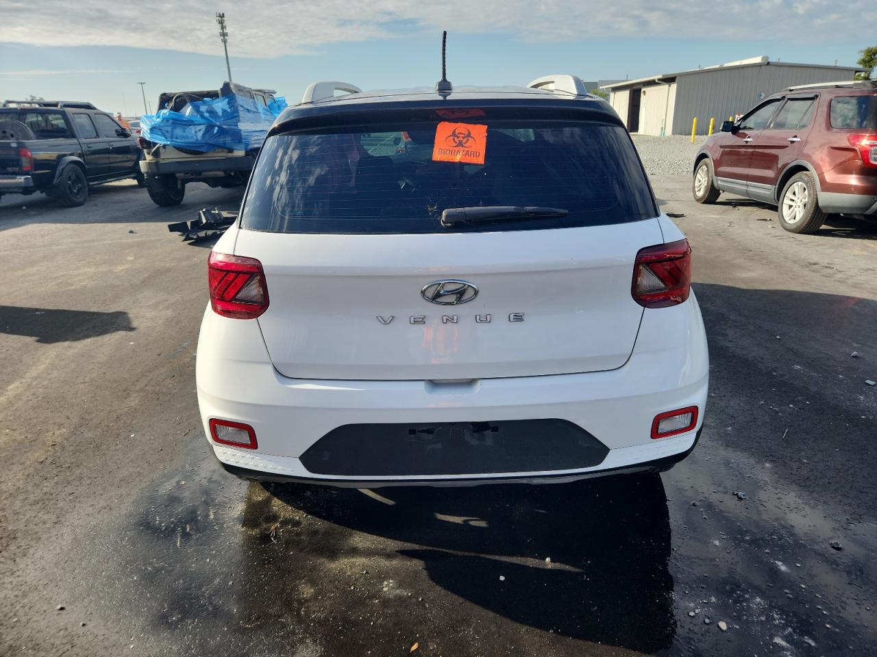 2023 Hyundai Venue Sel VIN: KMHRC8A35PU235028 Lot: 91899245