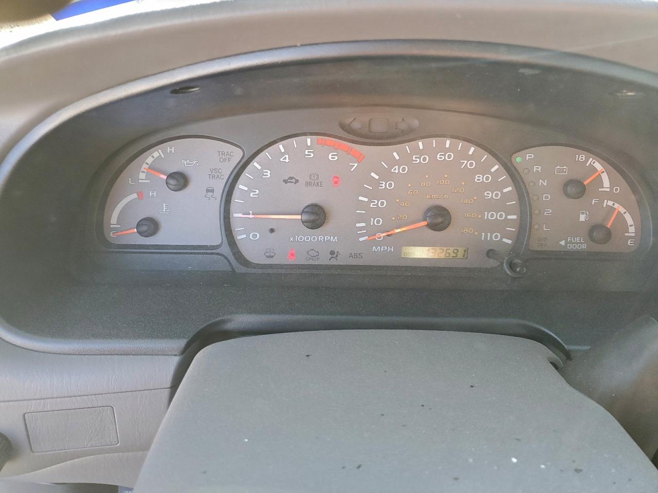 2004 Toyota Sequoia Limited VIN: 5TDZT38AX4S228488 Lot: 94594185