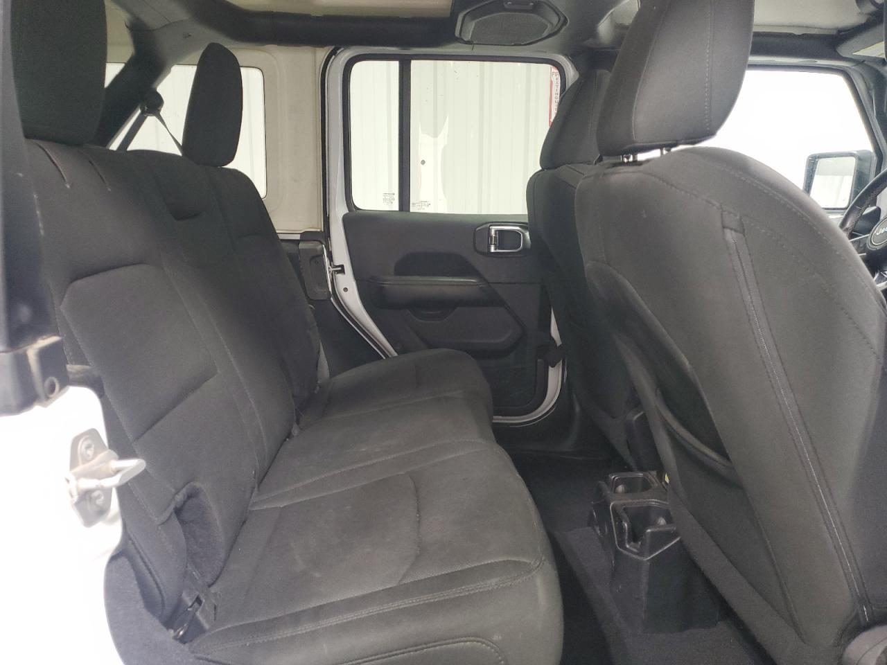 2019 Jeep Wrangler Unlimited Sahara VIN: 1C4HJXEN3KW527950 Lot: 91648205