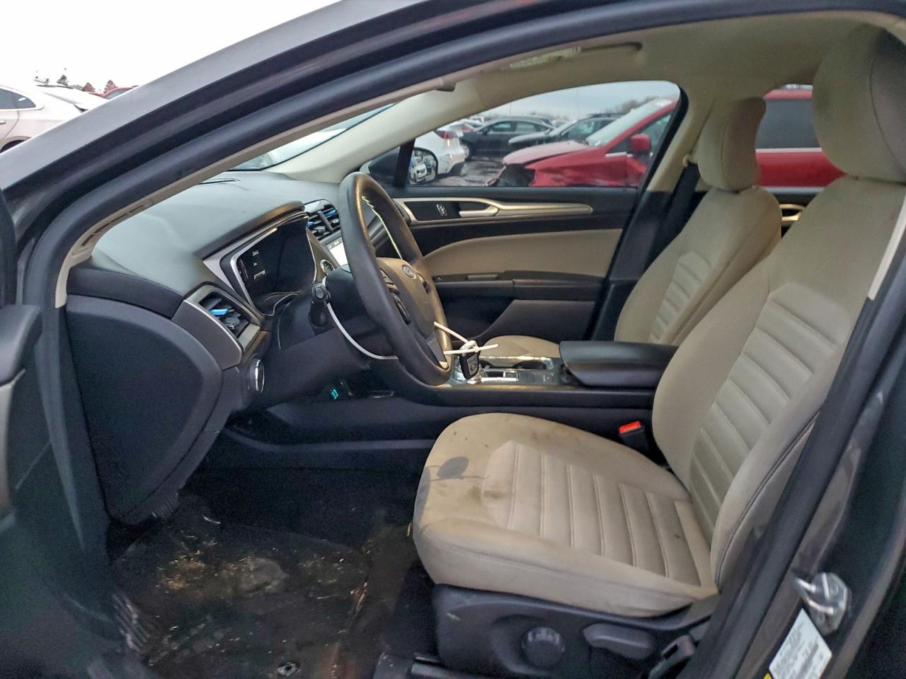 2019 Ford Fusion S VIN: 3FA6P0G74KR190242 Lot: 93396545