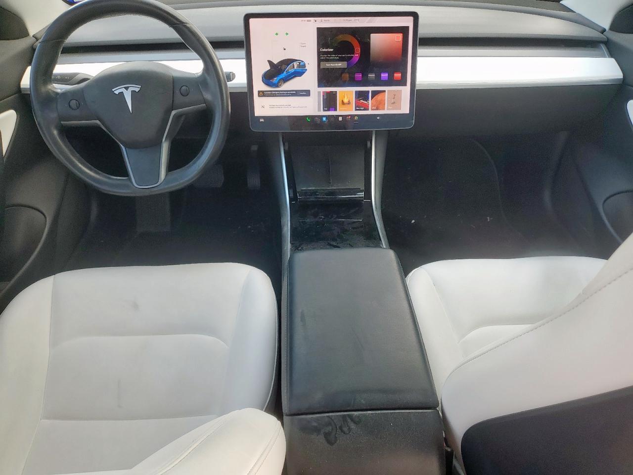 2019 Tesla Model 3 VIN: 5YJ3E1EB2KF194985 Lot: 93264675