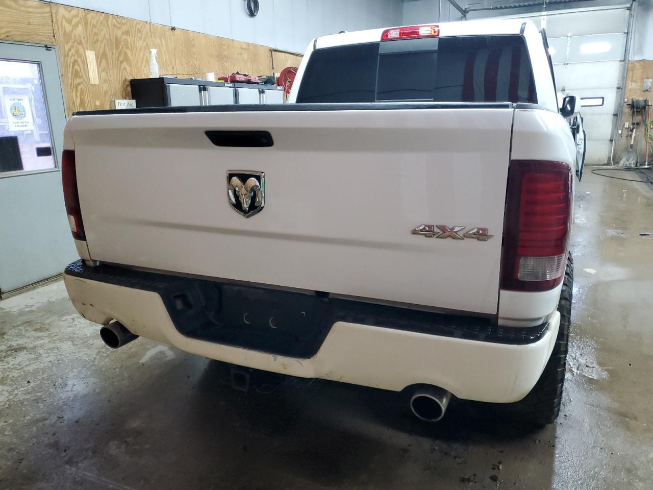 2015 Ram 1500 Sport VIN: 1C6RR7MT4FS777246 Lot: 92667725