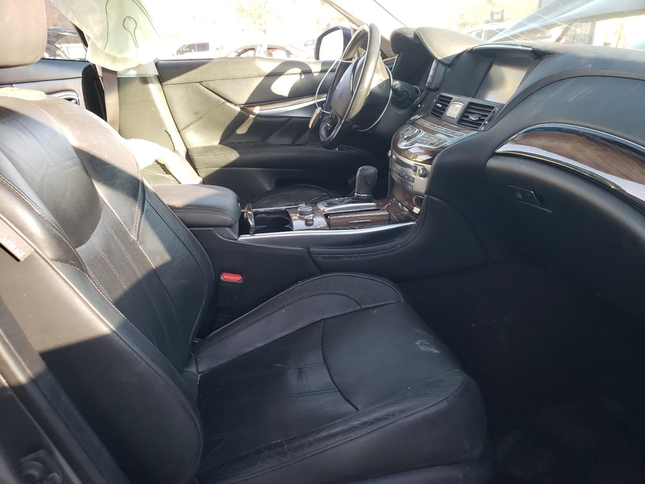 2015 Infiniti Q70 3.7 VIN: JN1BY1AP4FM542466 Lot: 92323585